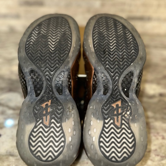 2019 AIR FOAMPOSITE ONE 'COPPER' 2017 (8.5 Men’s) - Picture 4 of 6